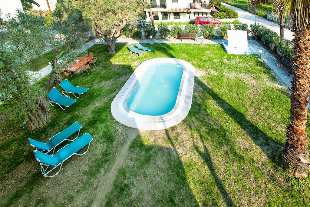 Lemon Garden Apartment Pefkochori Ngoại thất bức ảnh